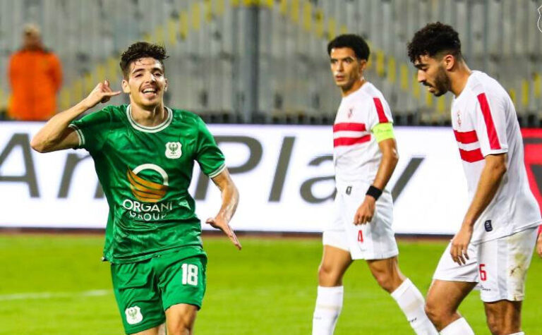 وفاق سطيف ينافس أندية محلية ومصرية على خدمات دغموم عبد الرحيم دغموم