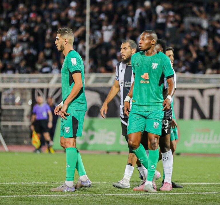 وفاق سطيف يحقق أول انتصار في البطولة بثنائية زروقي