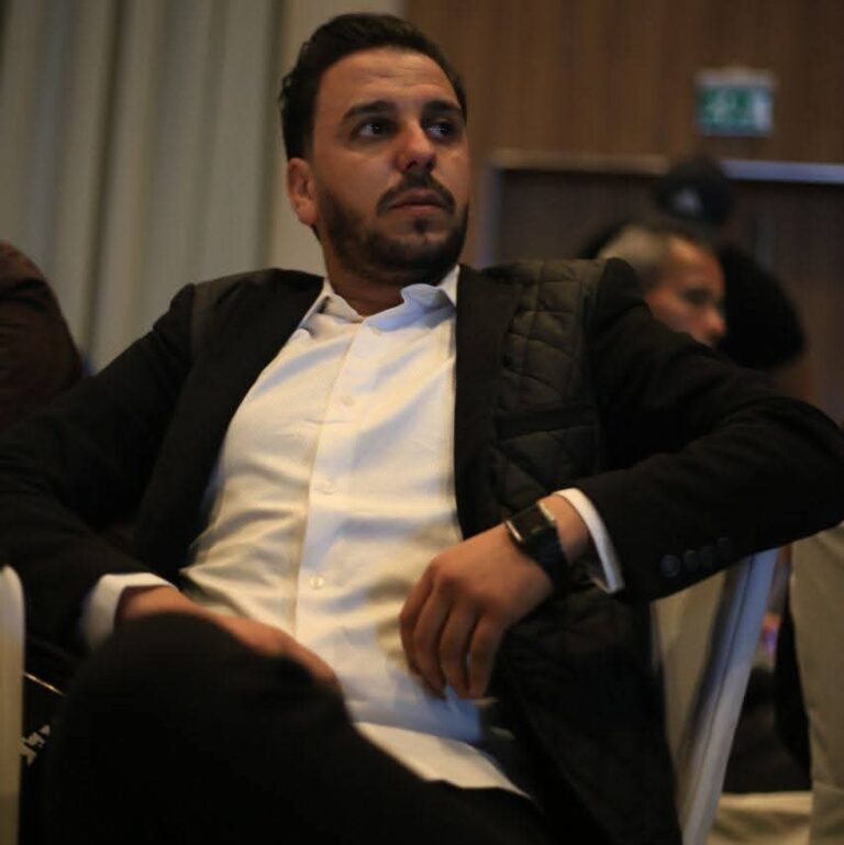 عبد القادر عقون: الاستقرار المالي لا يكفي.. وفاق سطيف يحتاج مشروعًا فنّيًا واضحًا