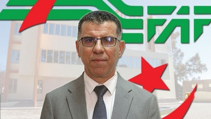 عزالدين أعراب يوقع عقده رسميًا كمدير رياضي بكامل الصلاحيات عزالدين أعراب